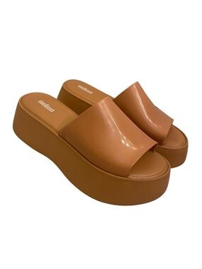 MELISSA WOMENS PLATFORM SLIDES IN CAMEL TAN SIZE 7 CHUNKY TRENDY EXPENSIVE